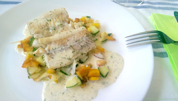 Pfirsich-Gurken-Fenchel-Salat mit Fisch 21