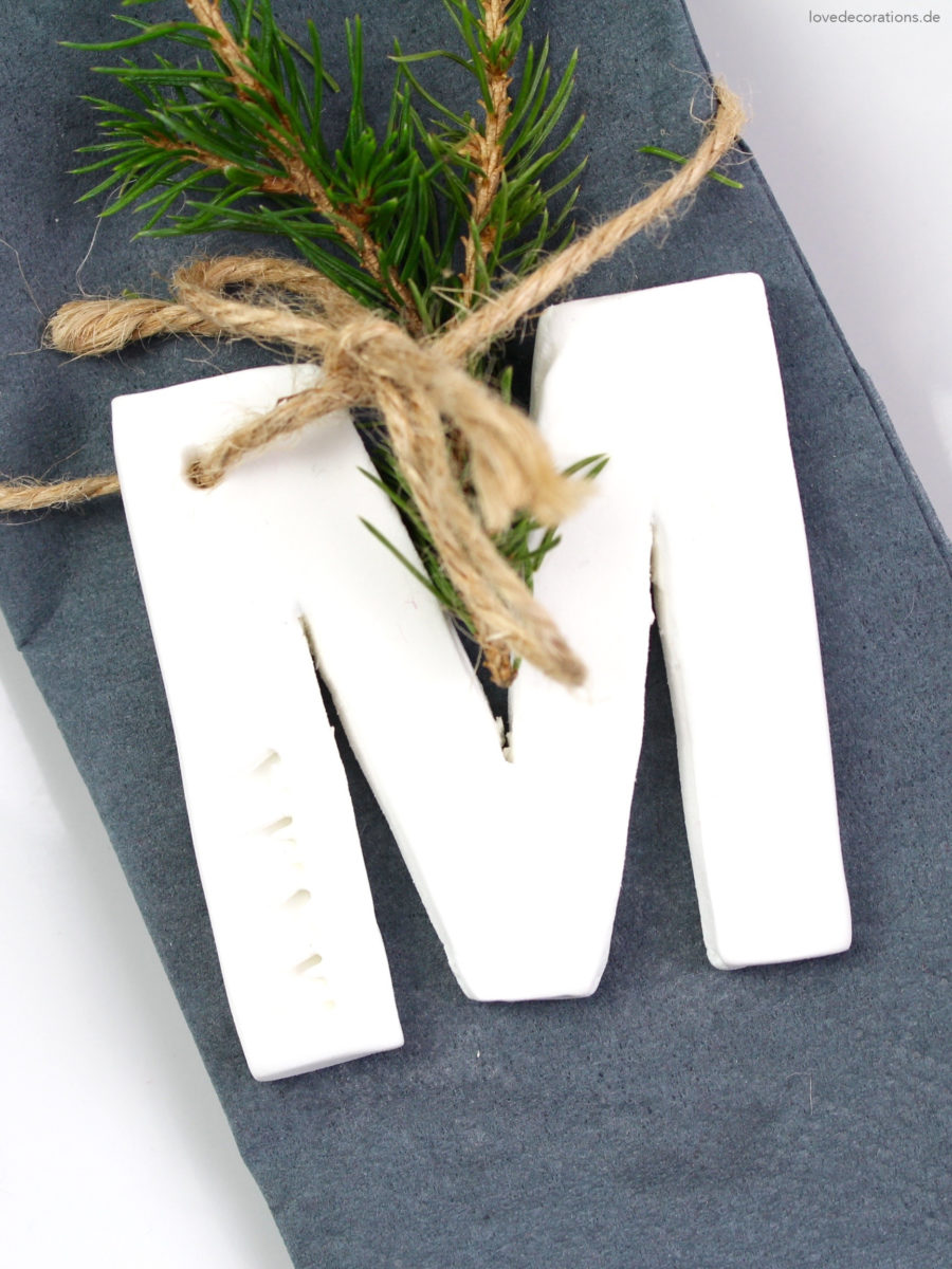 DIY Christmas Fimo Name Tag | DIY weihnachtliche Fimo Namensschilder