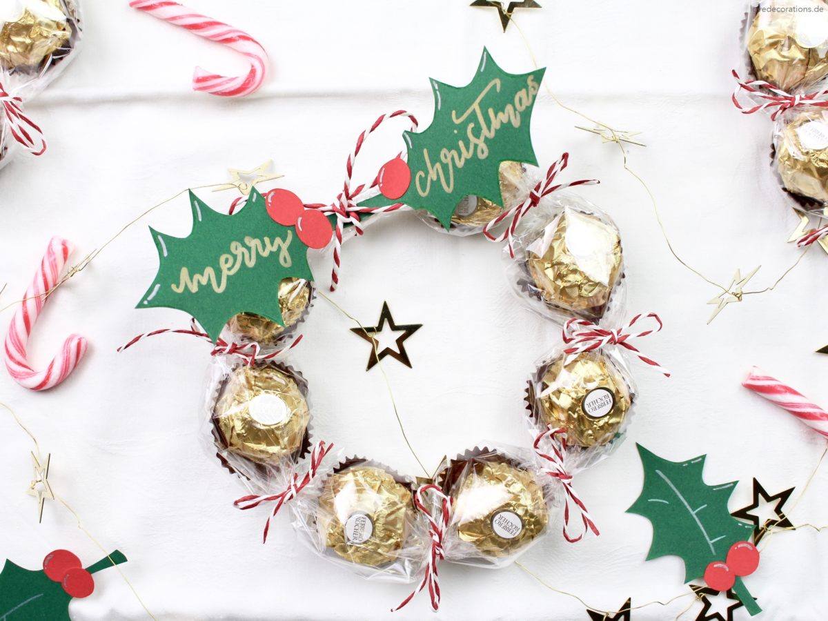 DIY sweet Christmas Wreath | DIY süßer Weihnachtskranz Mitbringsel mit Schokolade
