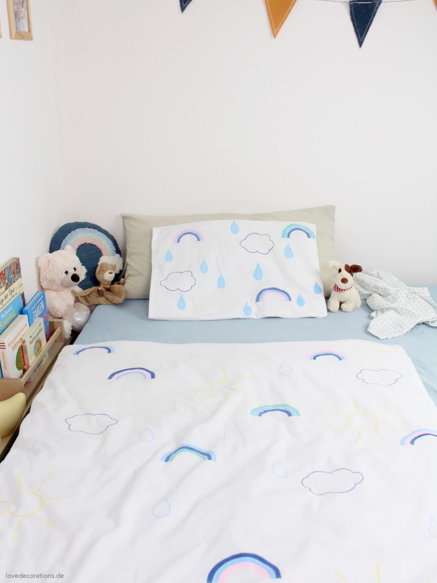 DIY Kinder-Bettwäsche mit Regenbogen upcyclen | DIY Kids Bed Linen with Rainbows
