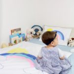 DIY Kinder-Bettwäsche mit Regenbogen upcyclen | PILOT PINTOR*