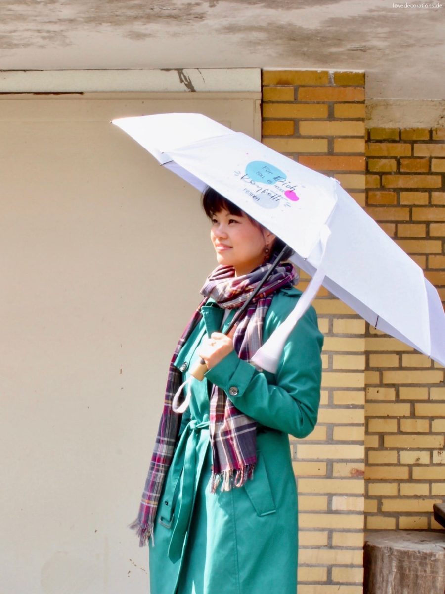 DIY 'Für Dich soll es heute Konfetti regnen' Regenschirm bemalen und belettern zum Muttertag