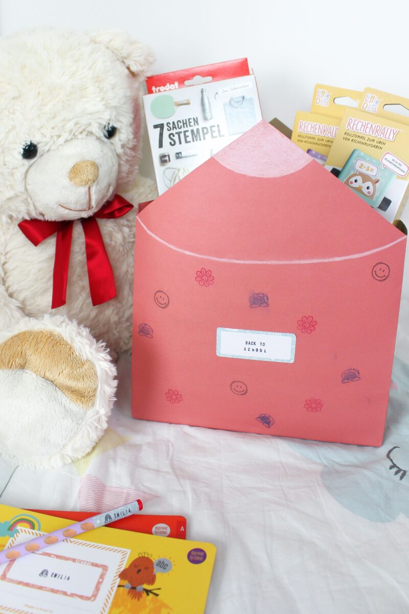 DIY Geschenktüte: Stifte-Tüte | Deine Dinge Stempel – School Edition | 3 Einschulungs DIYs #BackToSchool
