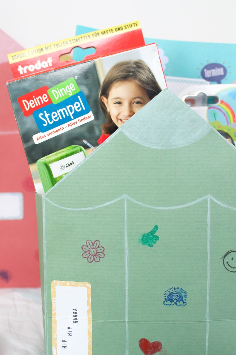 DIY Geschenktüte: Stifte-Tüte | Deine Dinge Stempel – School Edition | 3 Einschulungs DIYs #BackToSchool